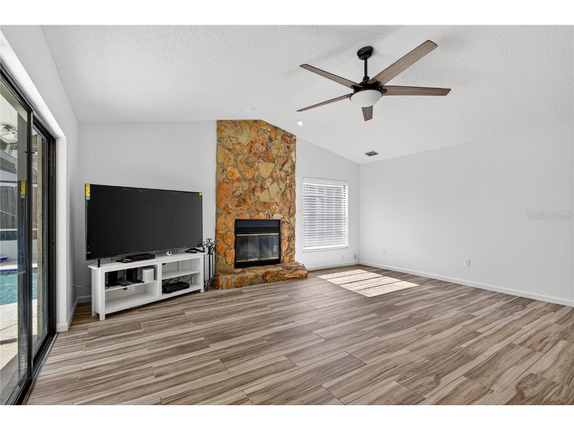 4028 Bell Grande Drive Valrico FL 33596 TB8446785 image13