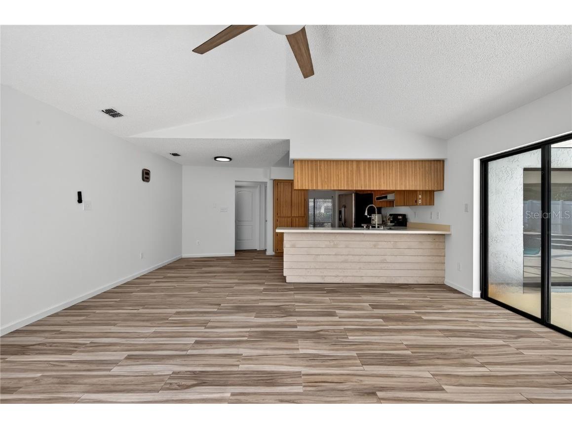 4028 Bell Grande Drive Valrico FL 33596 TB8446785 image15