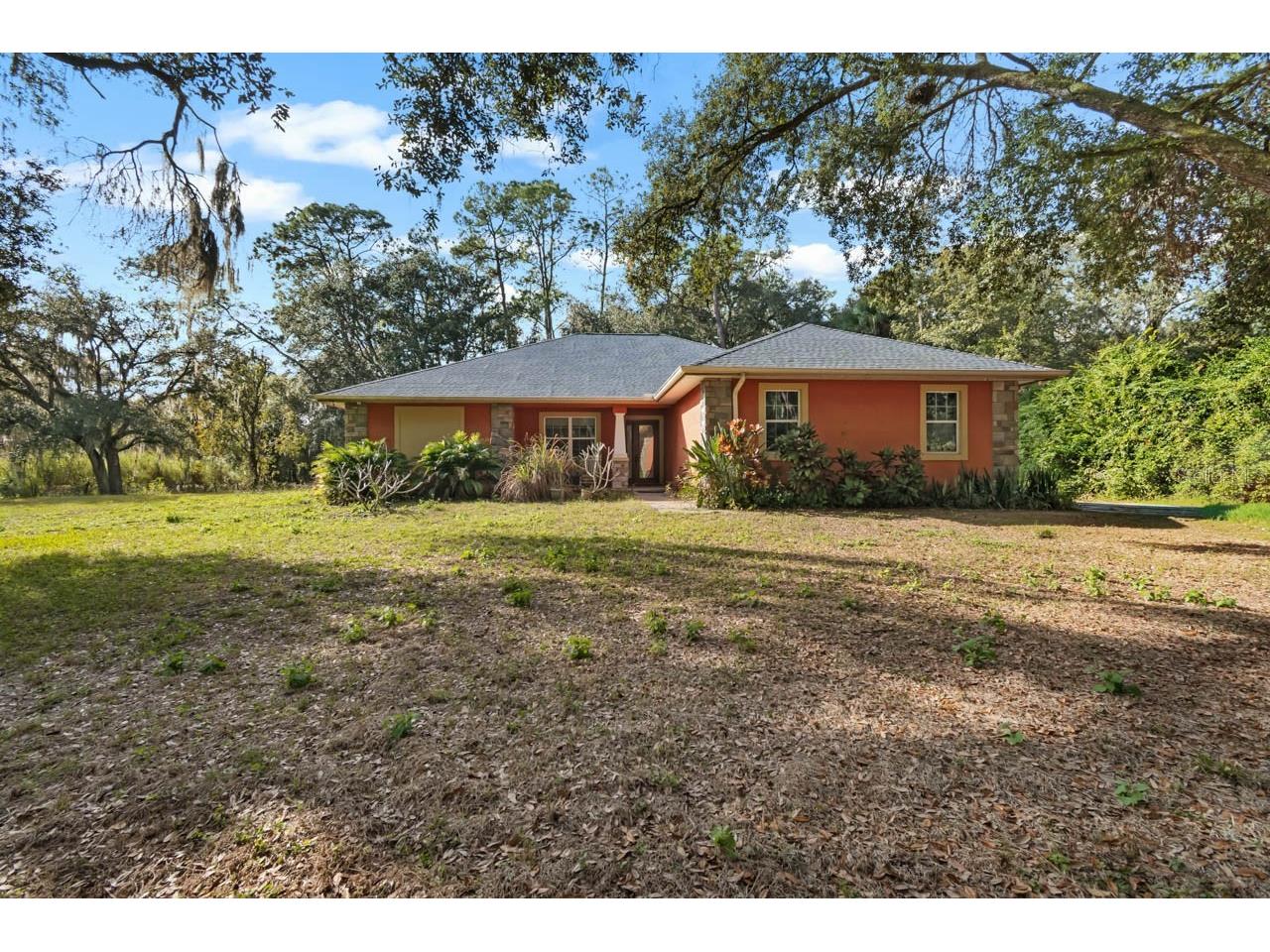 4028 Castlewood Rd Seffner FL 33584 TB8461703 image1