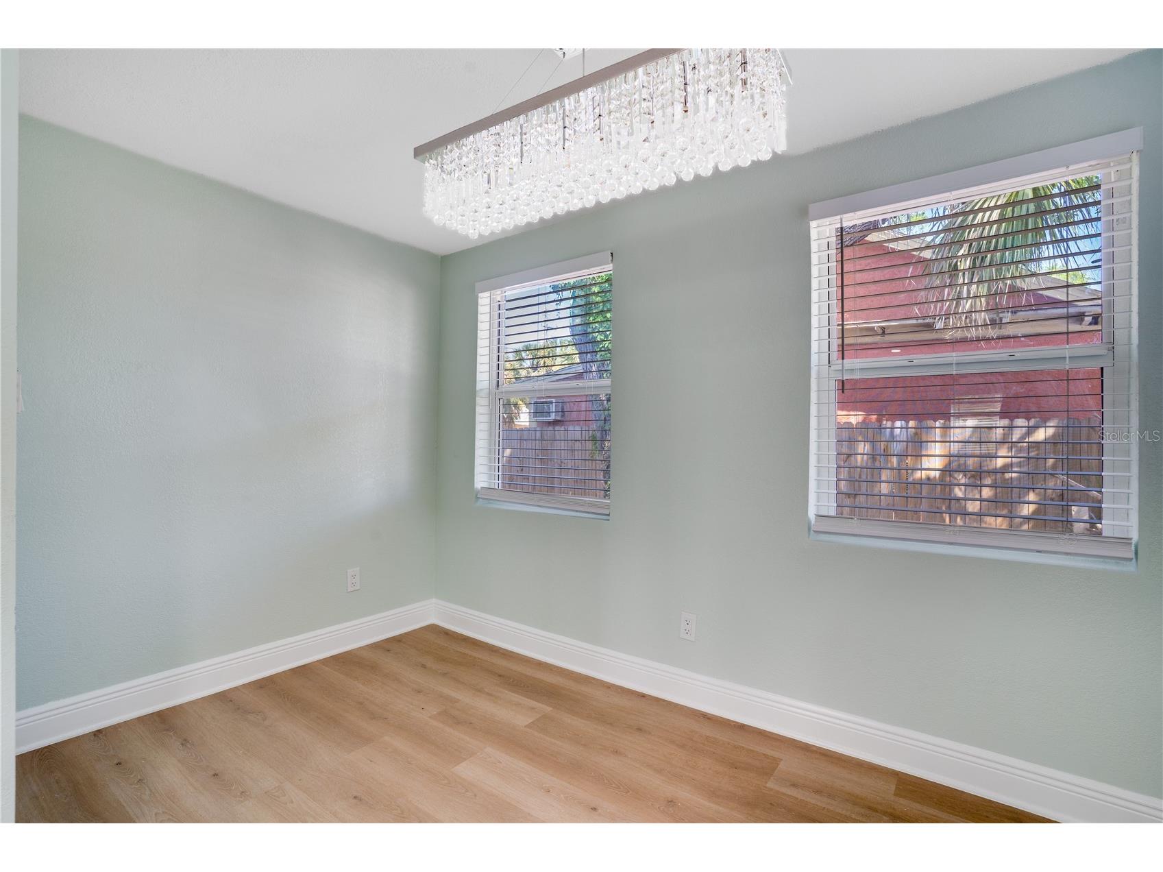 4029 13th Avenue S Saint Petersburg FL 33711 TB8501899 image14