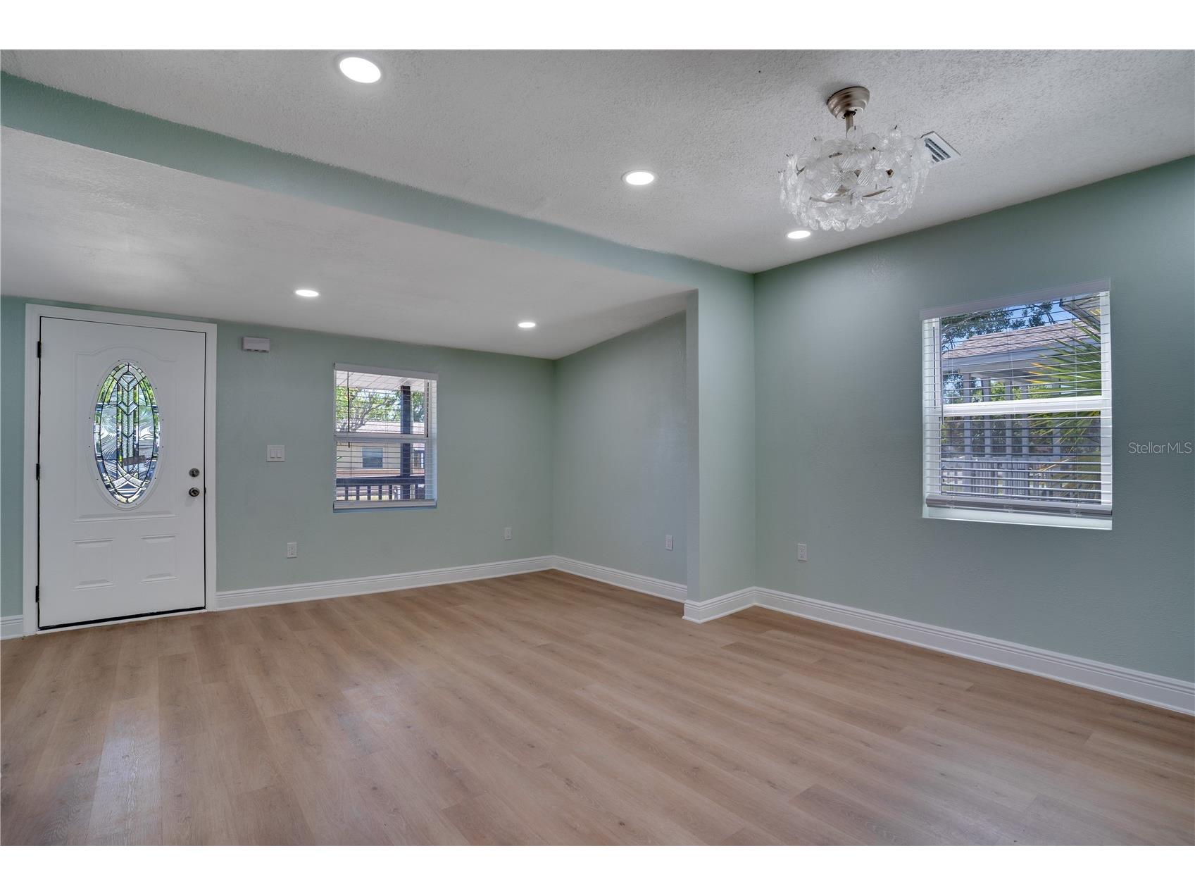 4029 13th Avenue S Saint Petersburg FL 33711 TB8501899 image8