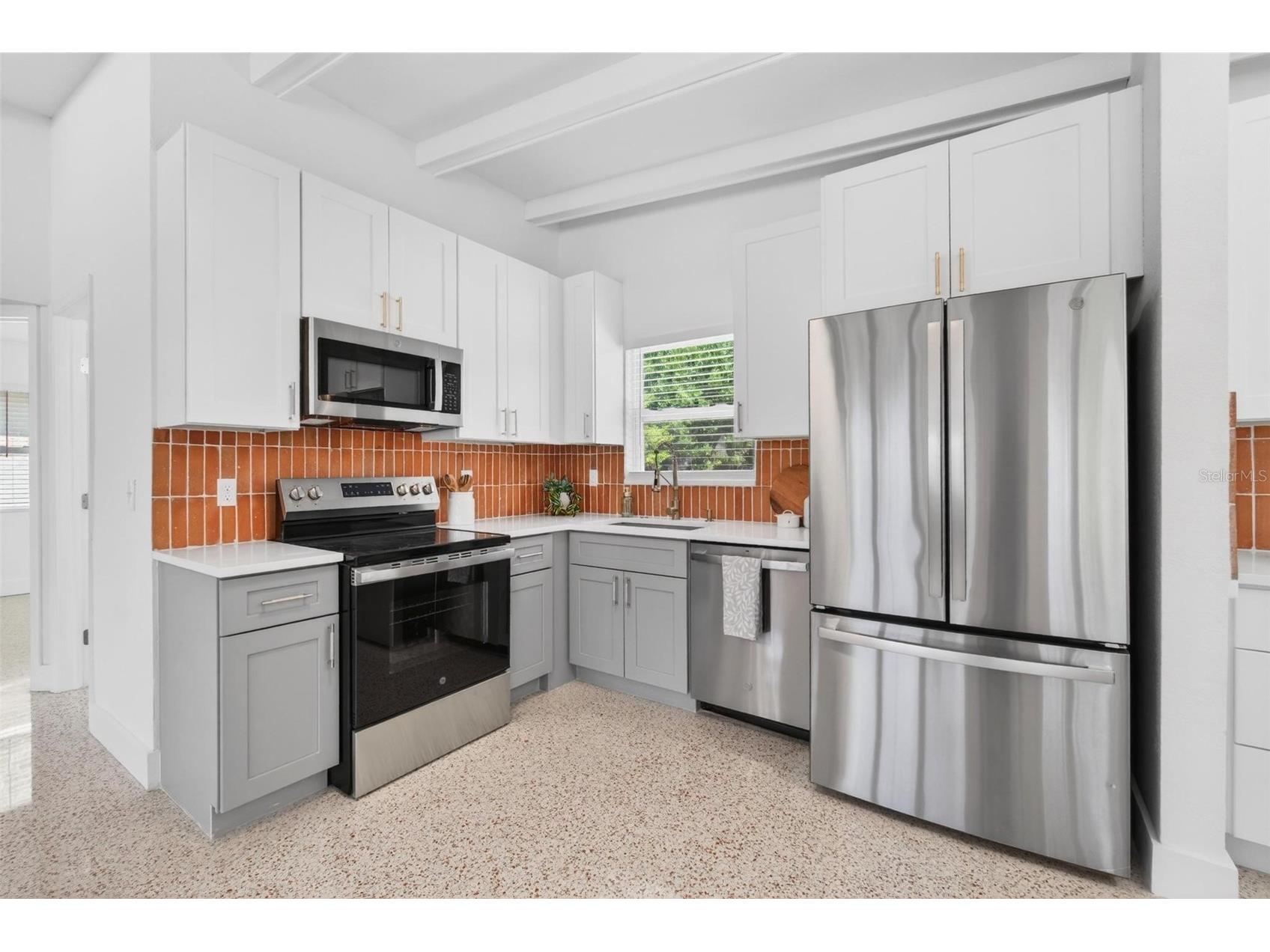 4029 3rd Avenue S Saint Petersburg FL 33711 TB8503393 image12