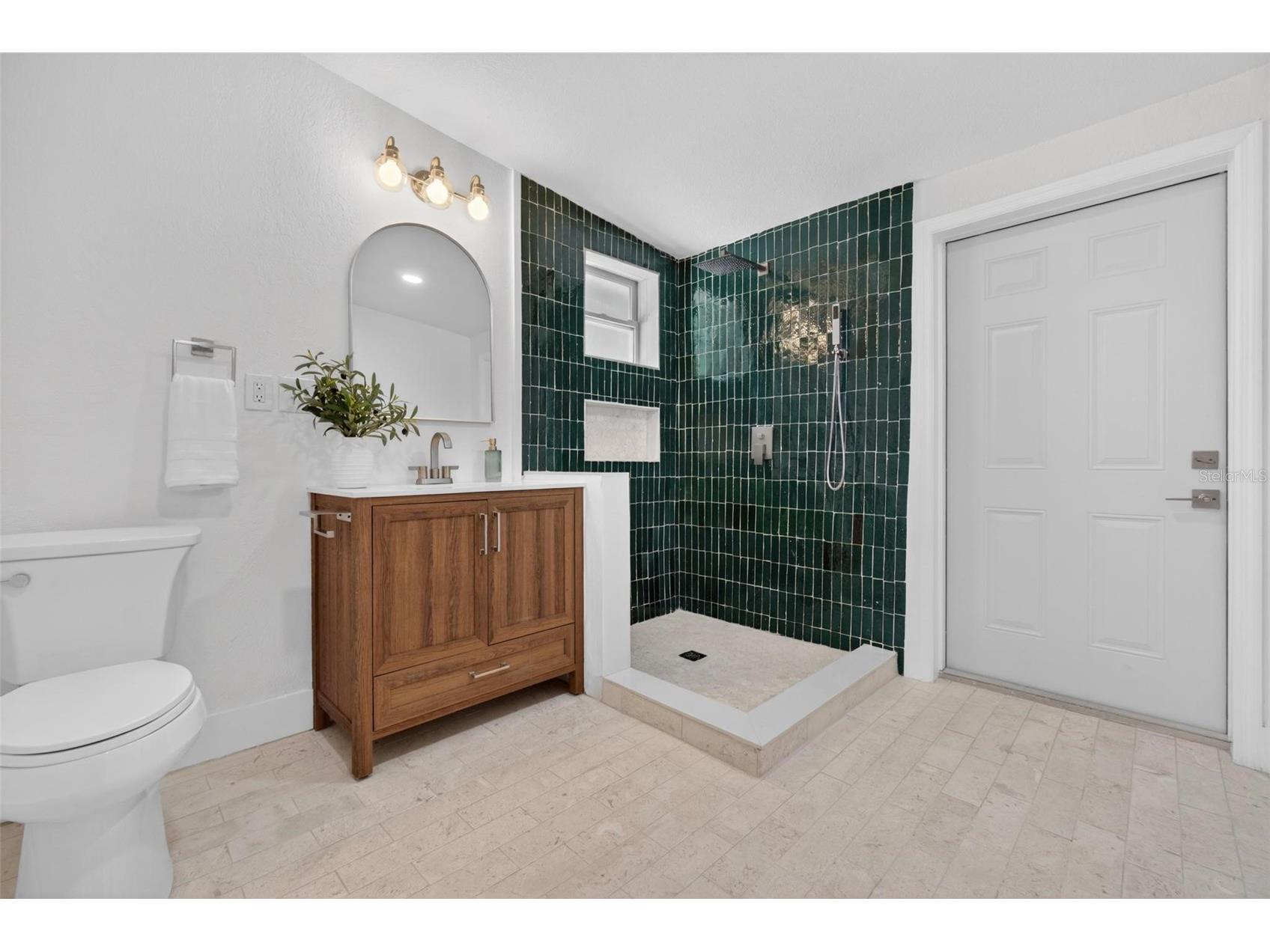 4029 3rd Avenue S Saint Petersburg FL 33711 TB8503393 image17