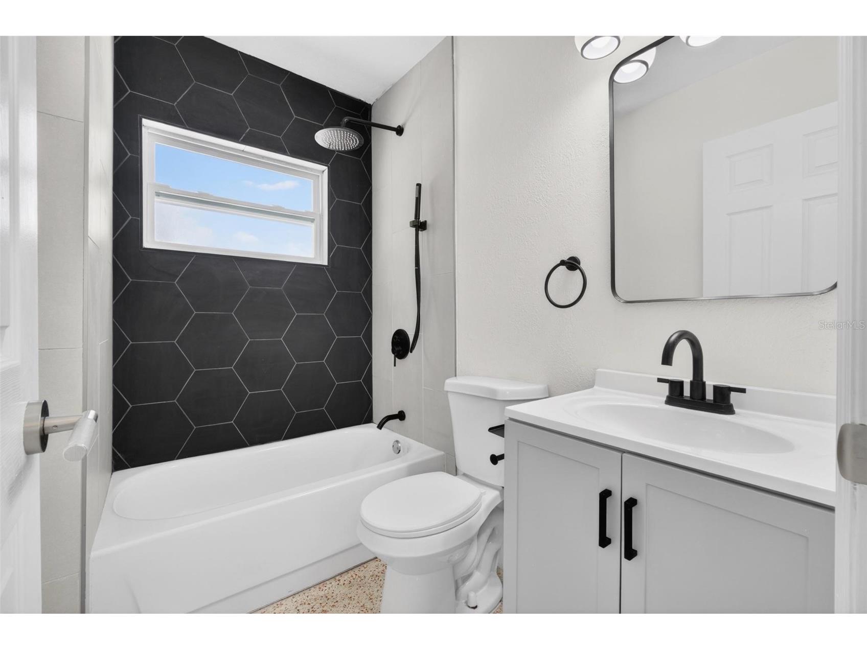 4029 3rd Avenue S Saint Petersburg FL 33711 TB8503393 image21