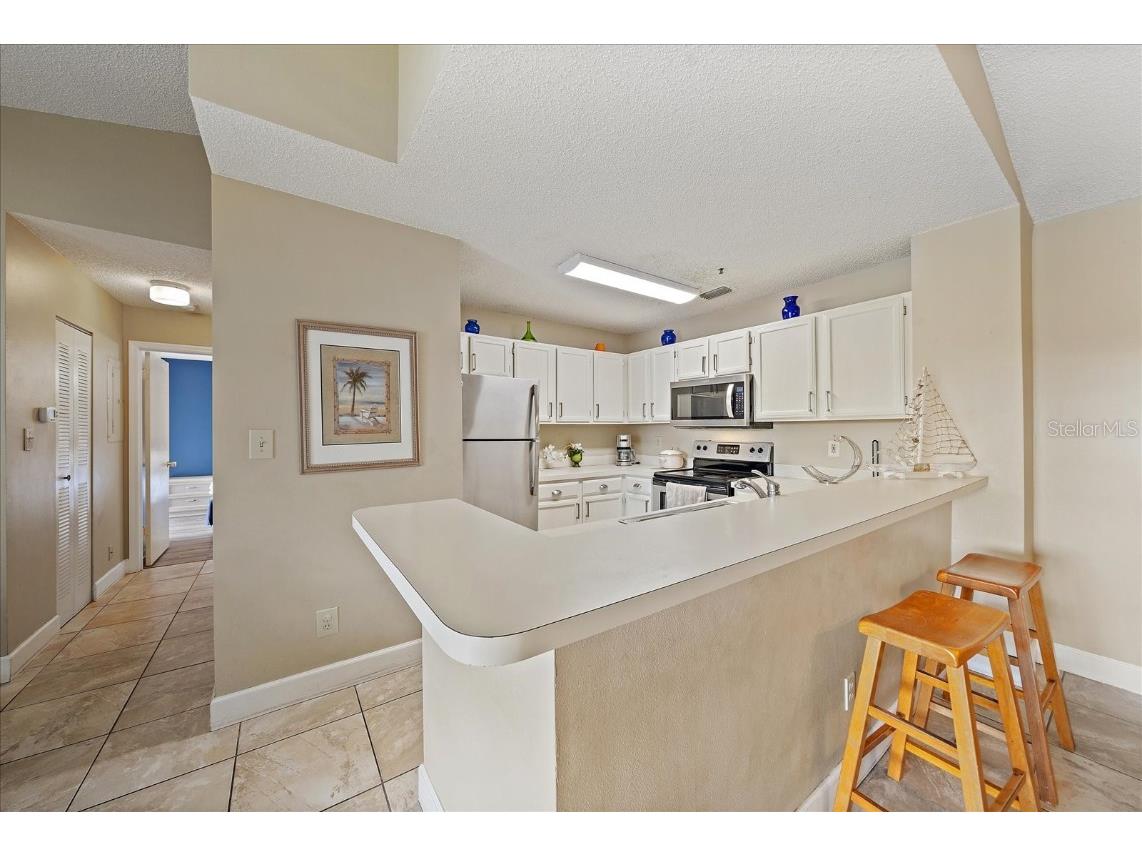 4029 Crockers Lake Boulevard #24-BLDG 18 Sarasota FL 34238 A4656558 image14