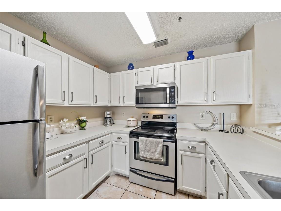 4029 Crockers Lake Boulevard #24-BLDG 18 Sarasota FL 34238 A4656558 image15