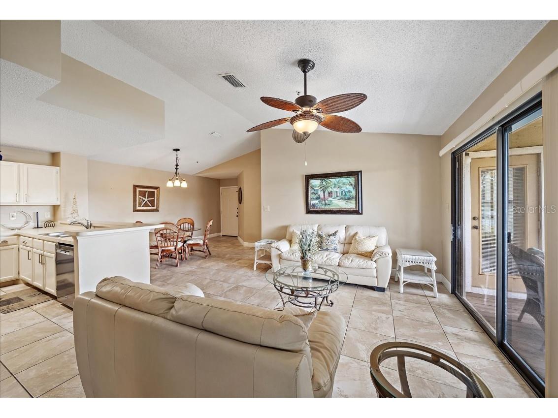 4029 Crockers Lake Boulevard #24-BLDG 18 Sarasota FL 34238 A4656558 image5