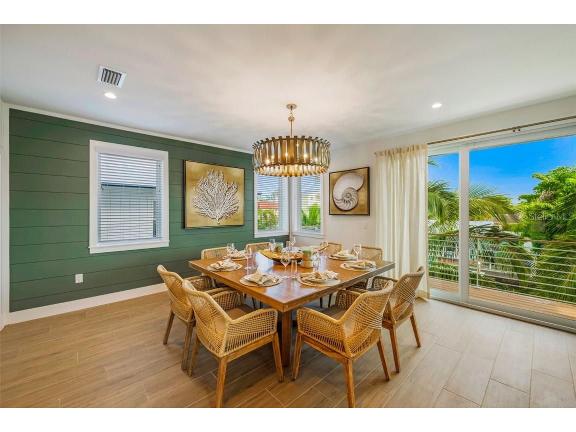 403 20th Place N Bradenton Beach FL 34217 A4673163 image11