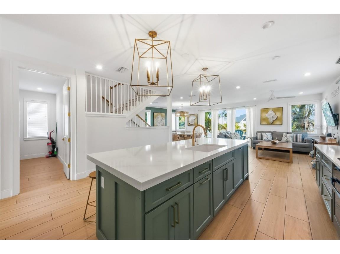 403 20th Place N Bradenton Beach FL 34217 A4673163 image22