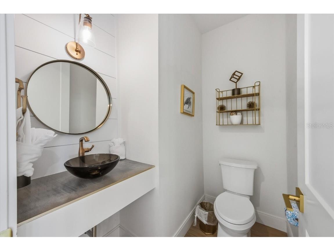 403 20th Place N Bradenton Beach FL 34217 A4673163 image26