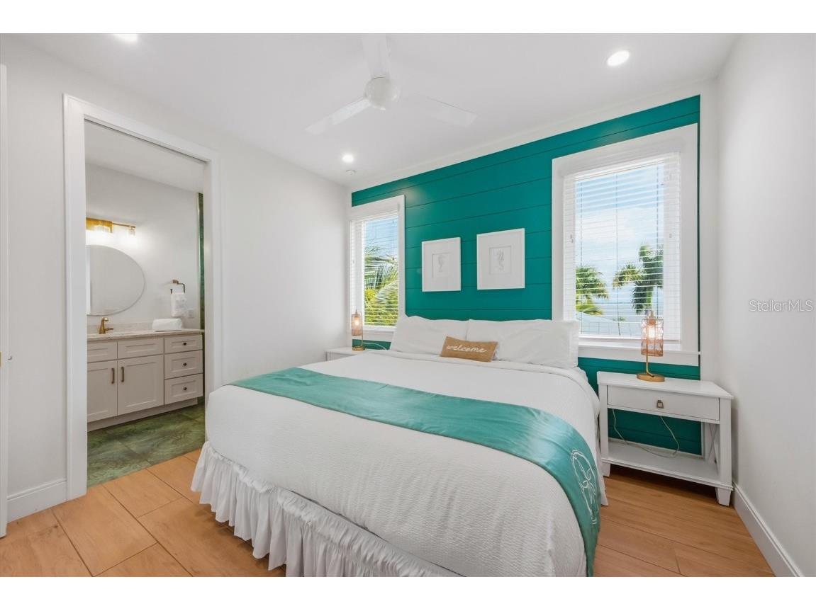 403 20th Place N Bradenton Beach FL 34217 A4673163 image30