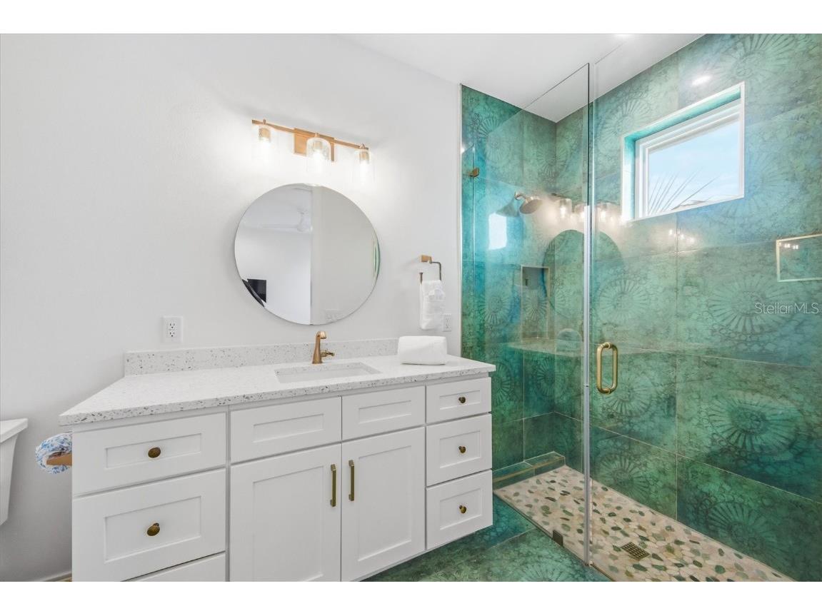 403 20th Place N Bradenton Beach FL 34217 A4673163 image31