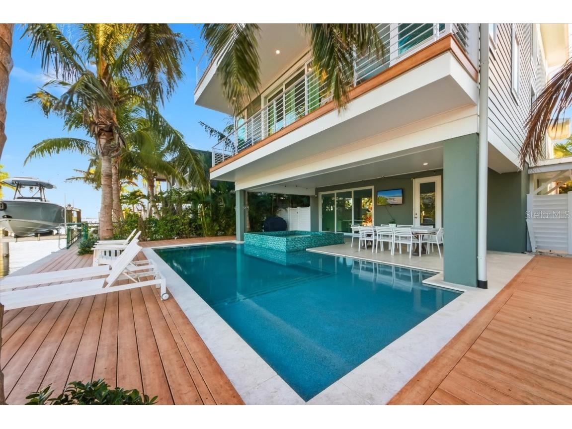 403 20th Place N Bradenton Beach FL 34217 A4673163 image41