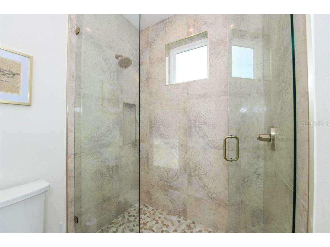 403 20th Place N Bradenton Beach FL 34217 A4673163 image54