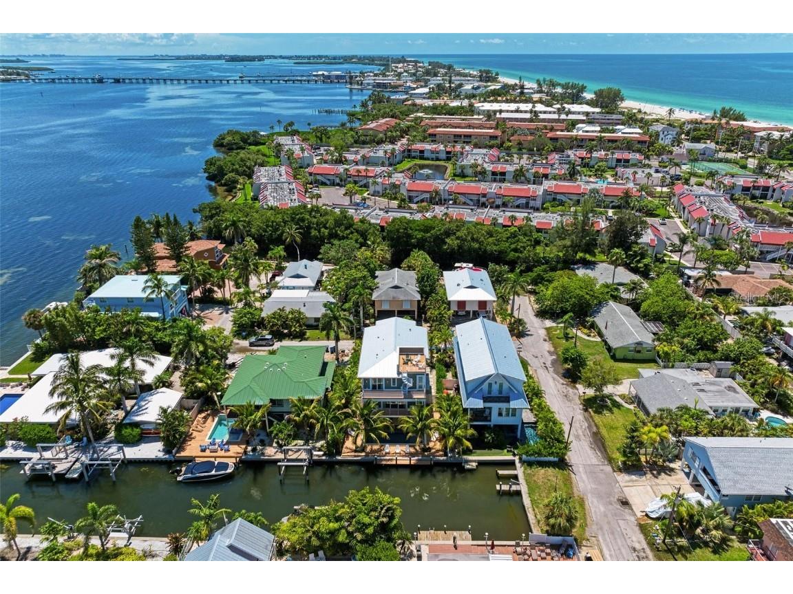 403 20th Place N Bradenton Beach FL 34217 A4673163 image65