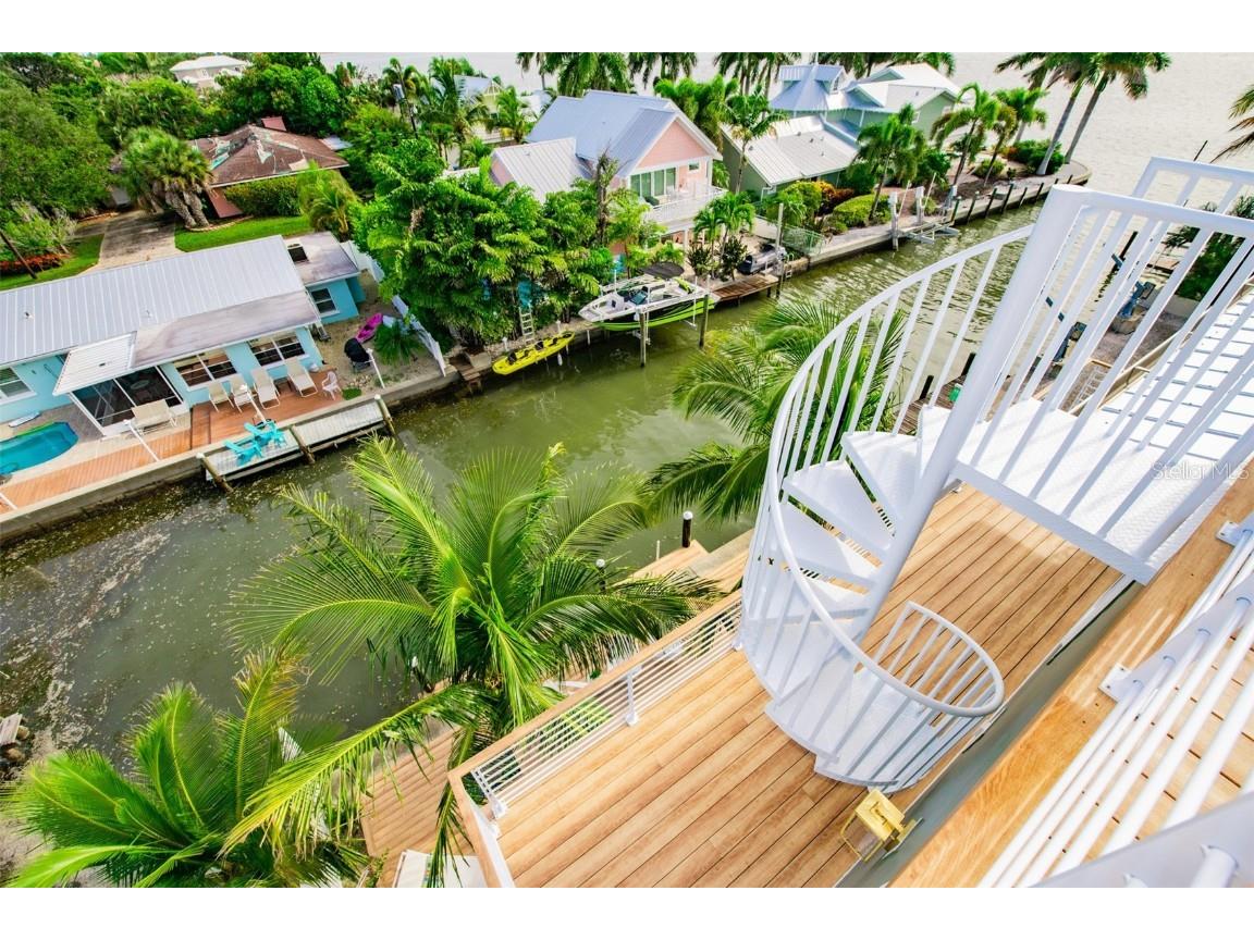 403 20th Place N Bradenton Beach FL 34217 A4673163 image7