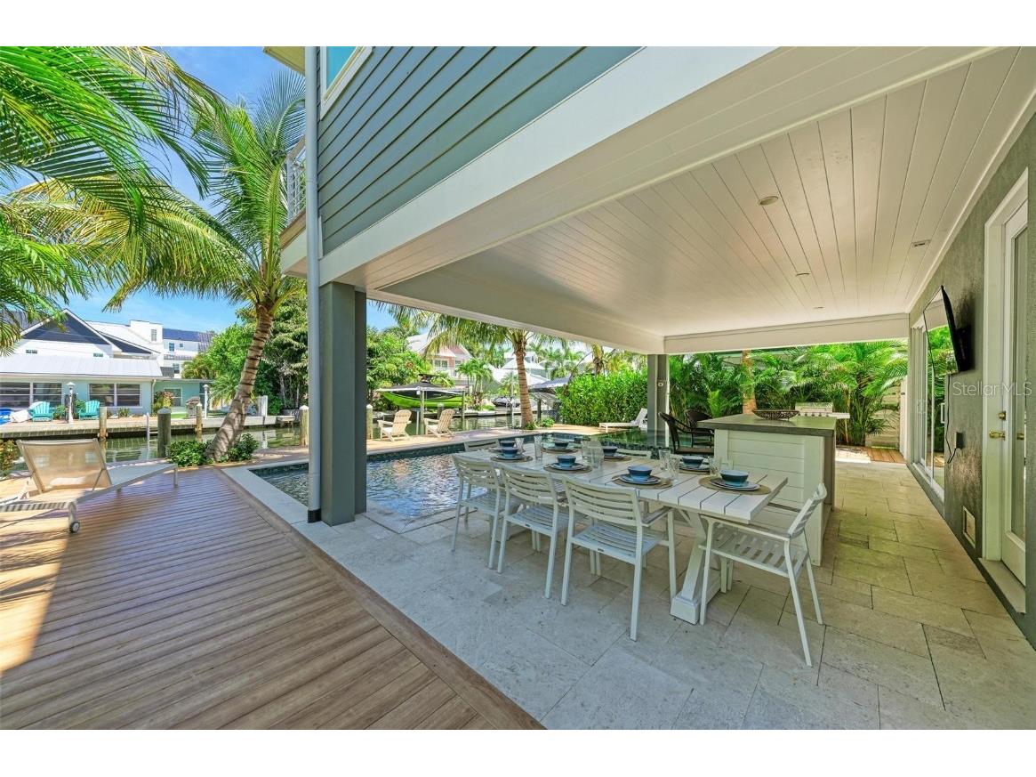 403 20th Place N Bradenton Beach FL 34217 A4673163 image70