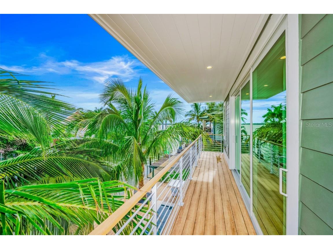 403 20th Place N Bradenton Beach FL 34217 A4673163 image80