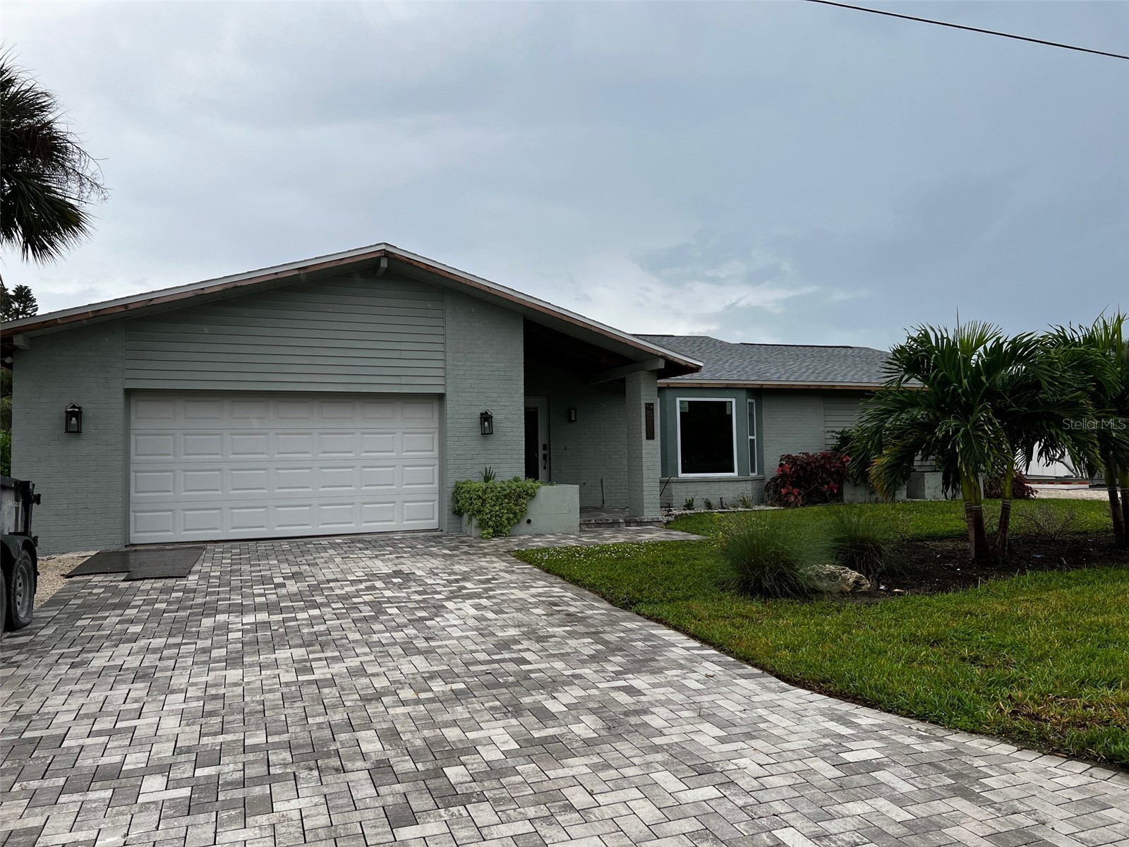 403 28th Street Holmes Beach FL 34217 A4685681 image1