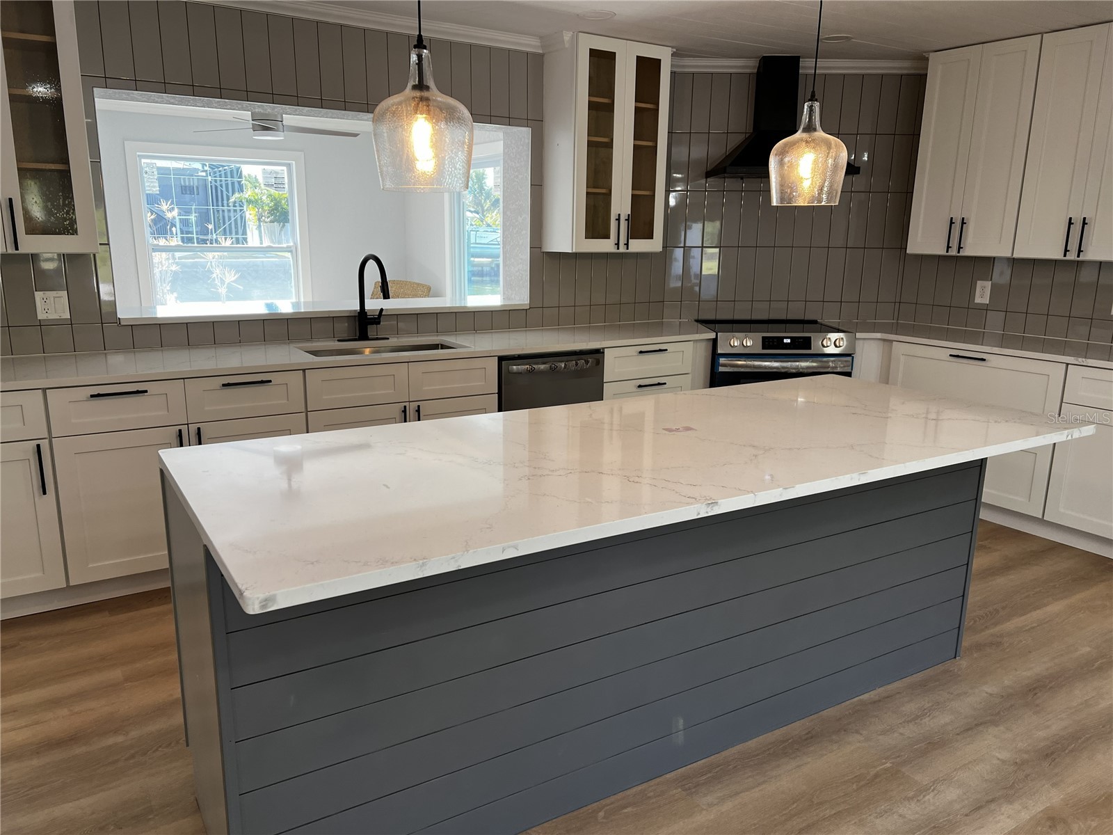 403 28th Street Holmes Beach FL 34217 A4685681 image6