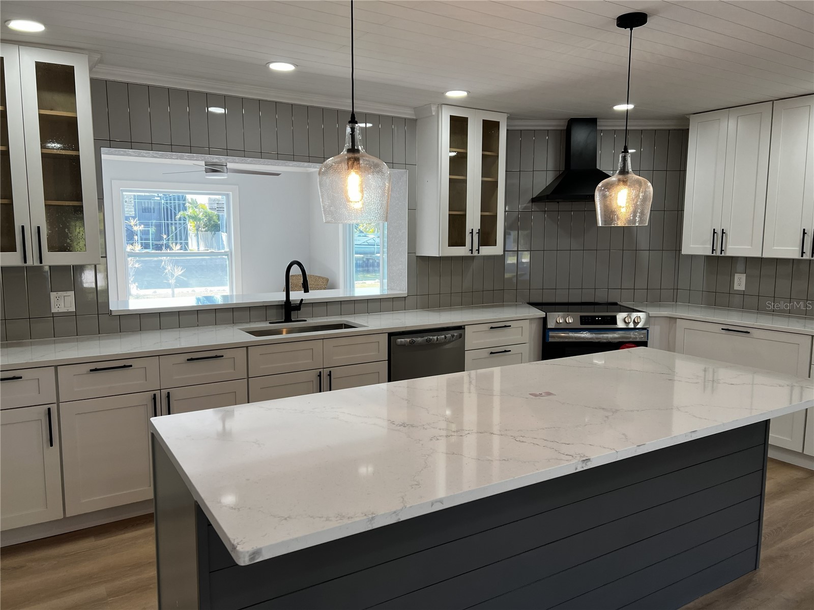 403 28th Street Holmes Beach FL 34217 A4685681 image7