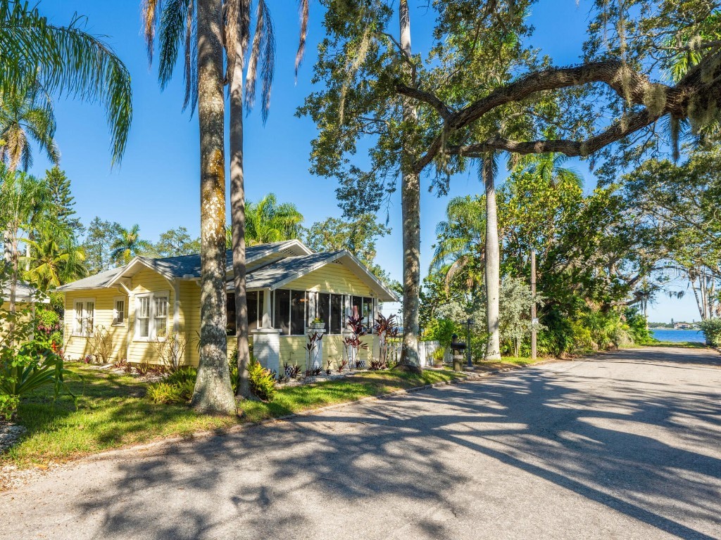 403 29th Street NW Bradenton FL 34205 - MANATEE RIVER A4586331 image1