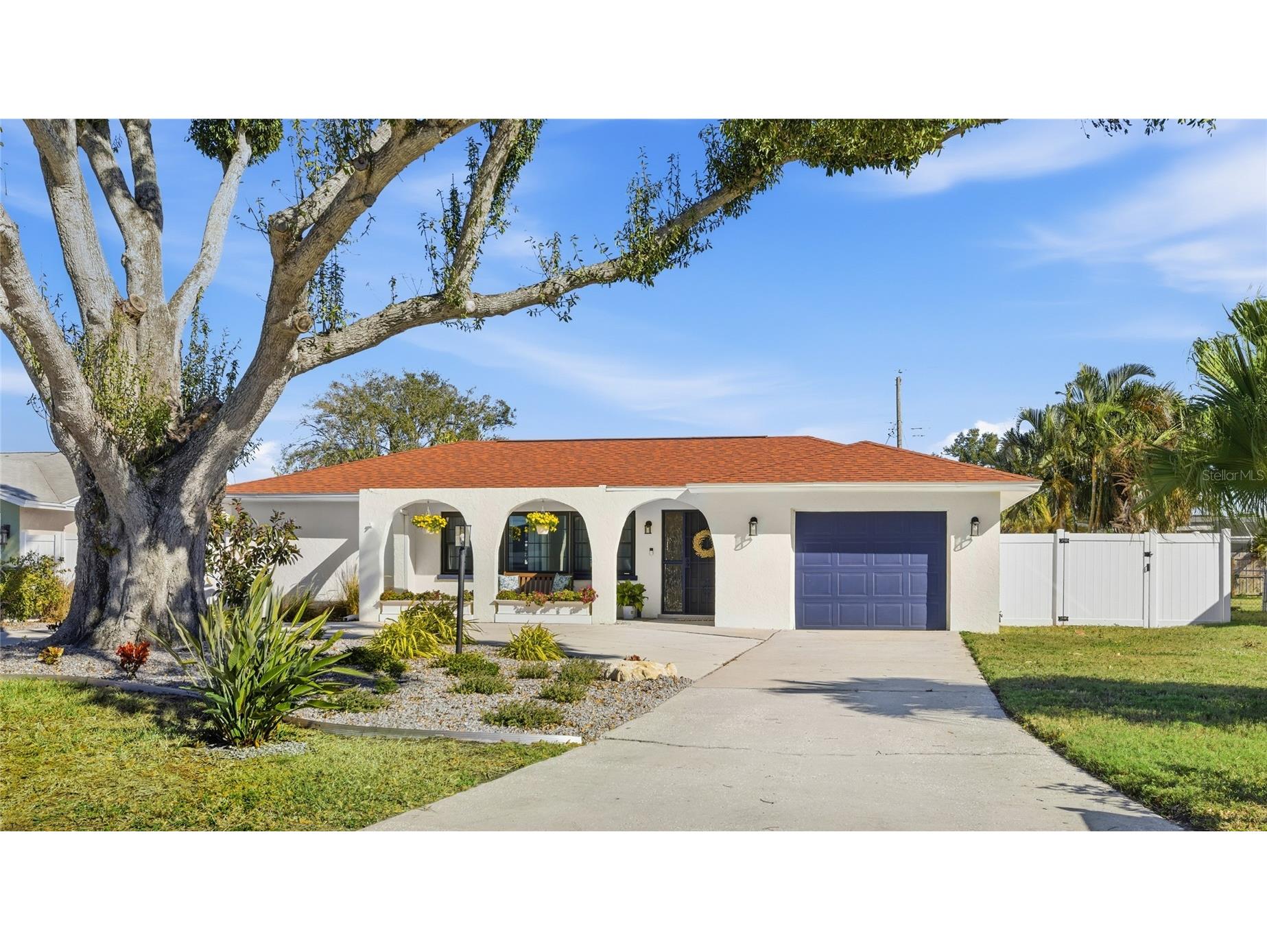 403 61st Street NW Bradenton FL 34209 A4678307 image1