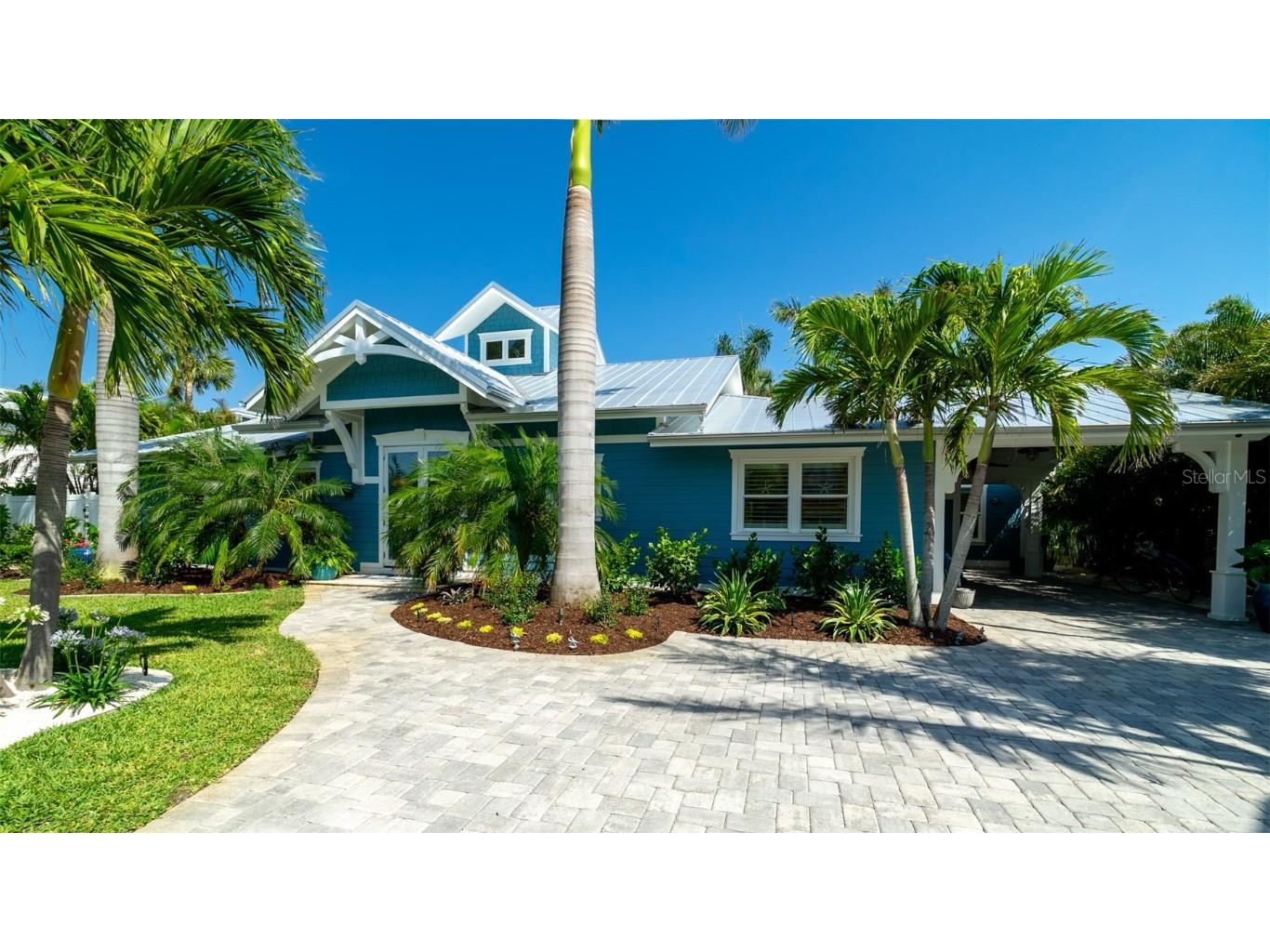 403 75th Street Holmes Beach FL 34217 A4650766 image1