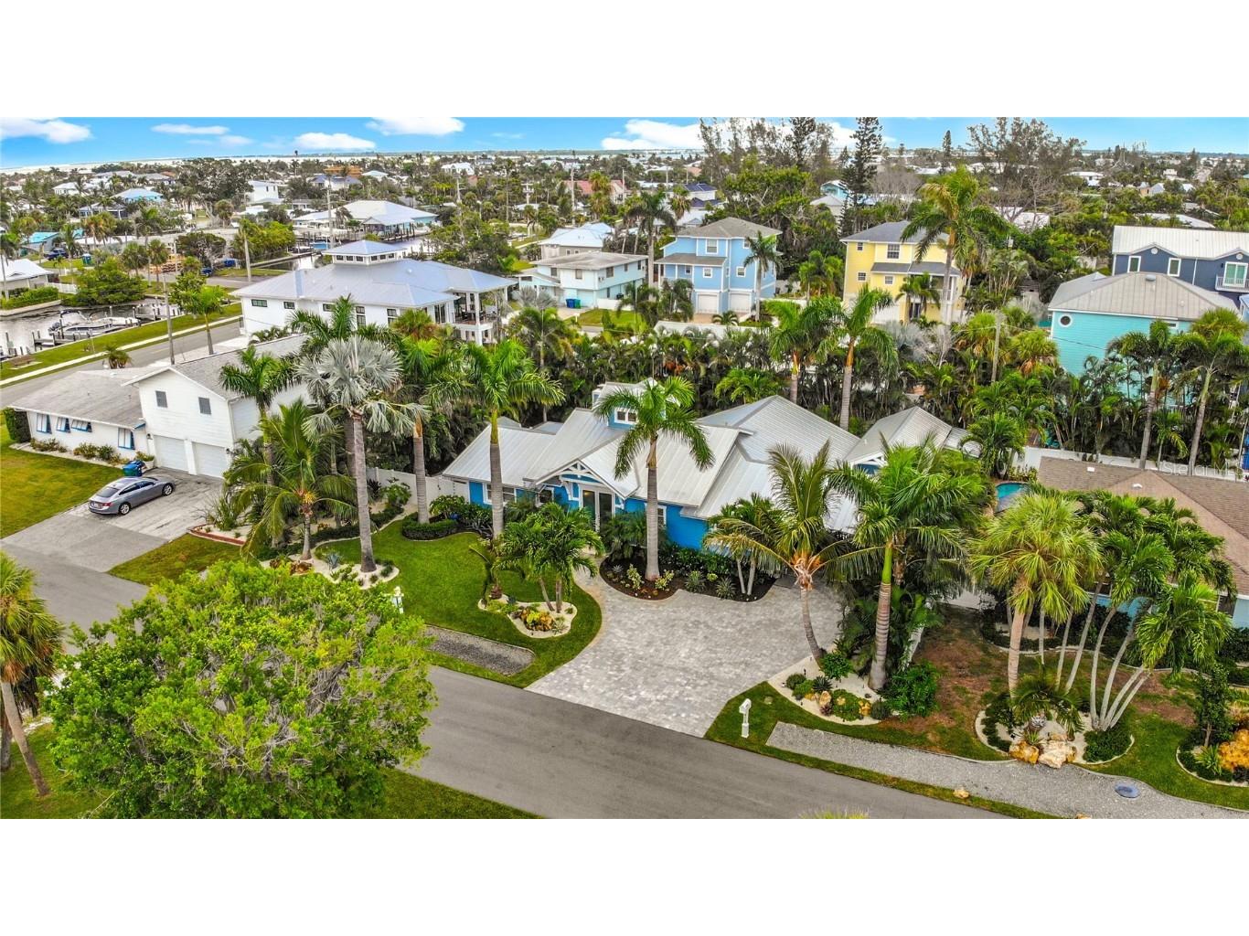 403 75th Street Holmes Beach FL 34217 A4650766 image10