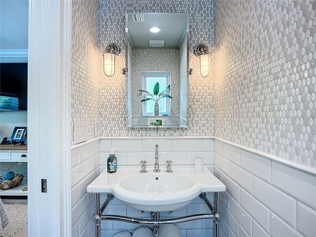 403 75th Street Holmes Beach FL 34217 A4650766 image63