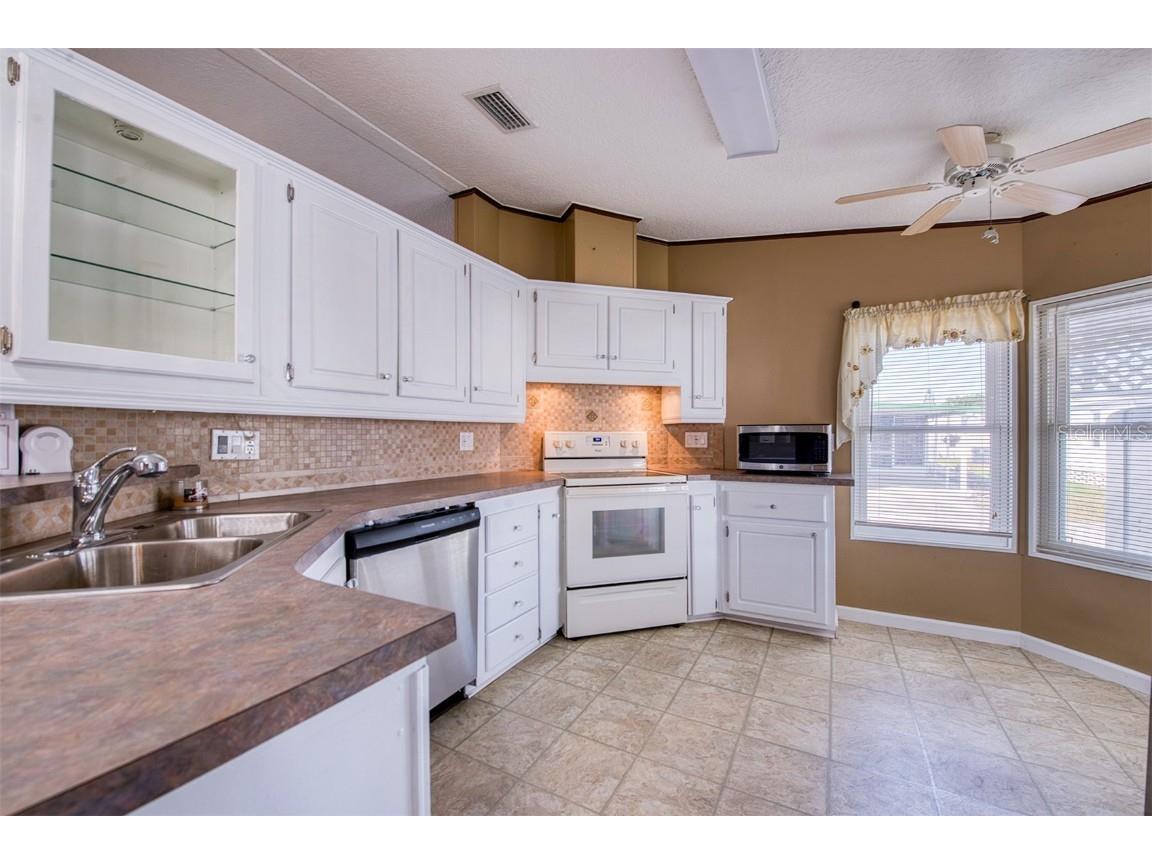 403 Blue Marlin Drive Oldsmar FL 34677 TB8442487 image3