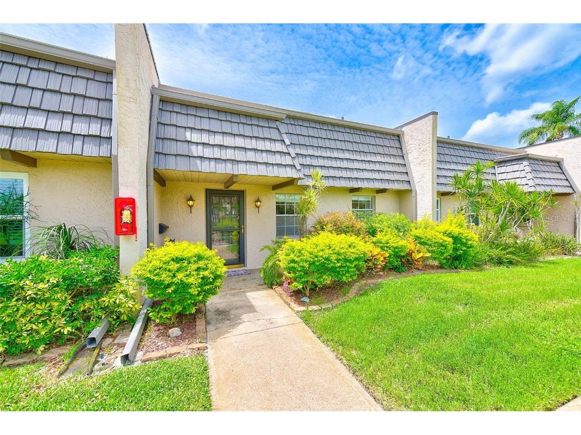 403 Cordova Green Seminole FL 33777 U8249879 image1