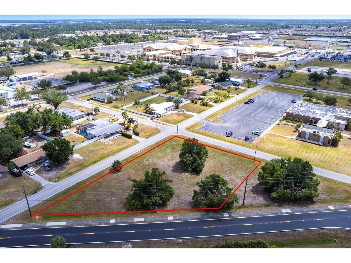 403 E Ann Street Punta Gorda FL 33950 C7509574 image1