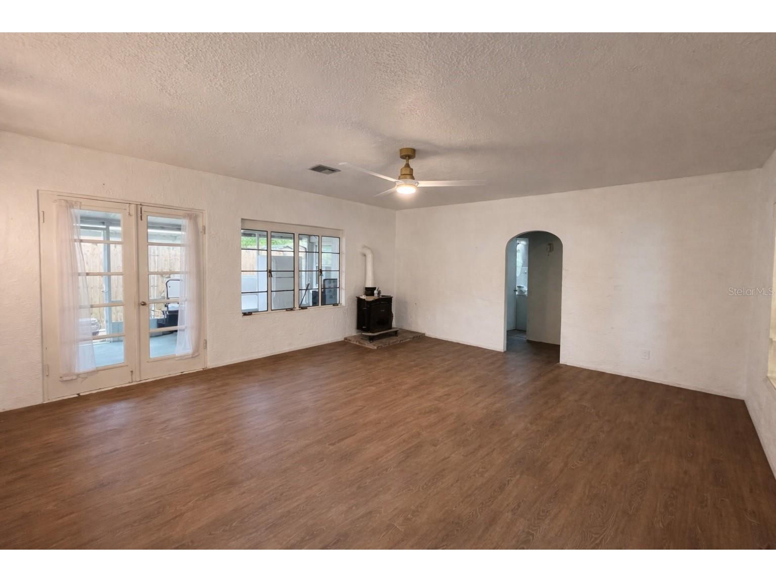 403 E Johnson Avenue Lake Wales FL 33853 L4960944 image3