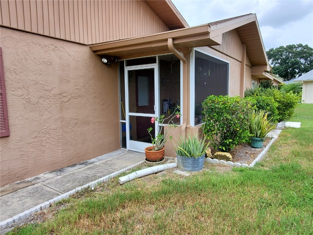 403 Finchley Court #B Sun City Center FL 33573 TB8383410 image3