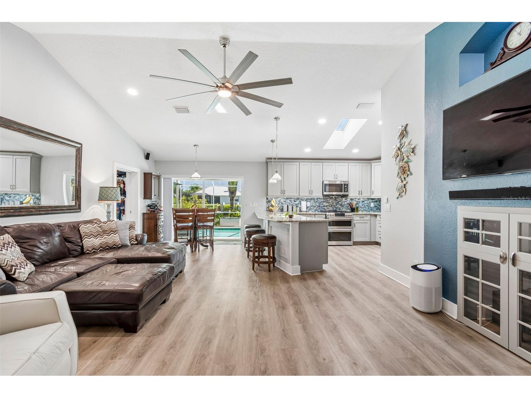 403 Flamingo Drive Apollo Beach FL 33572 TB8505656 image10