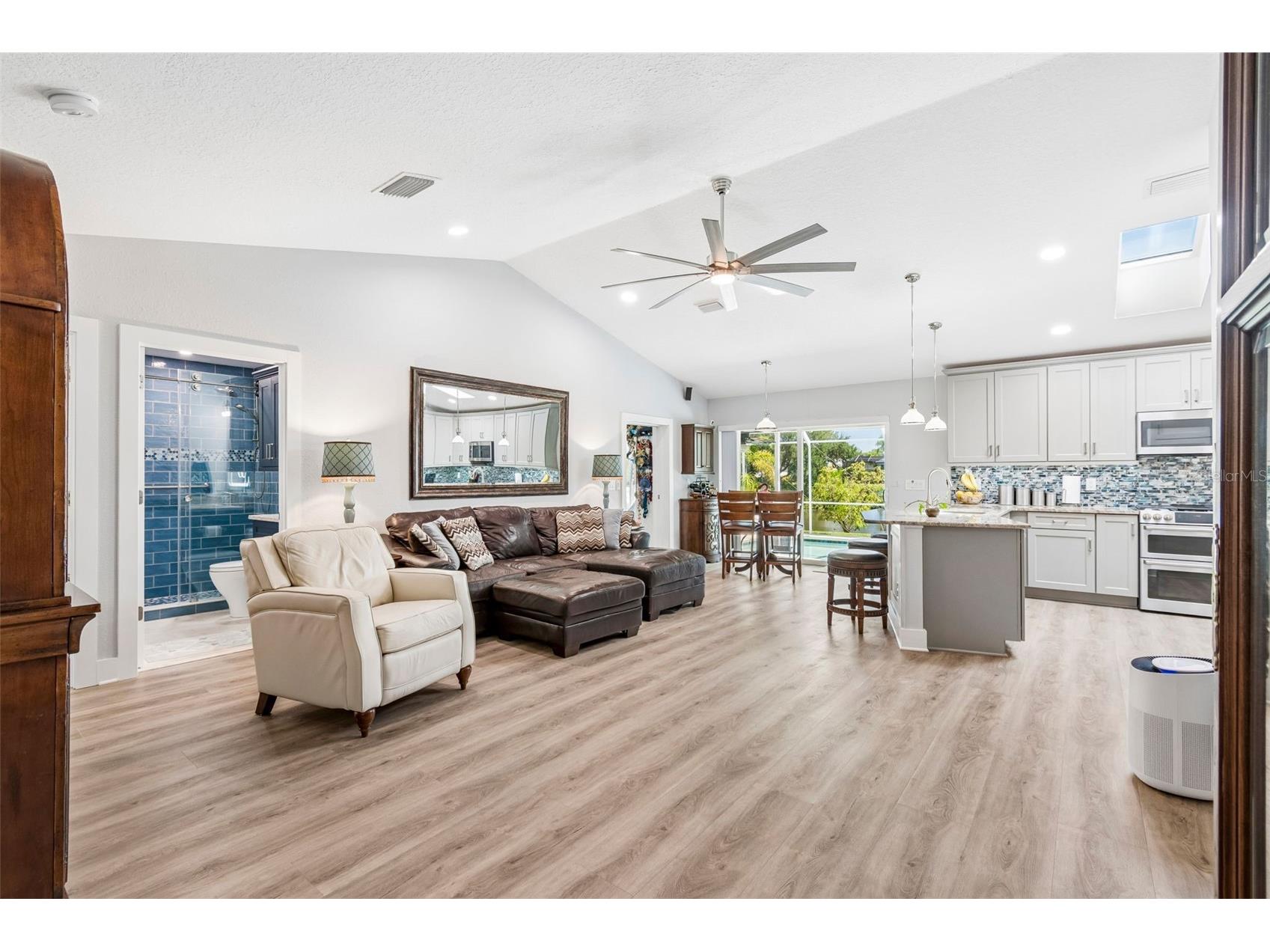 403 Flamingo Drive Apollo Beach FL 33572 TB8505656 image11