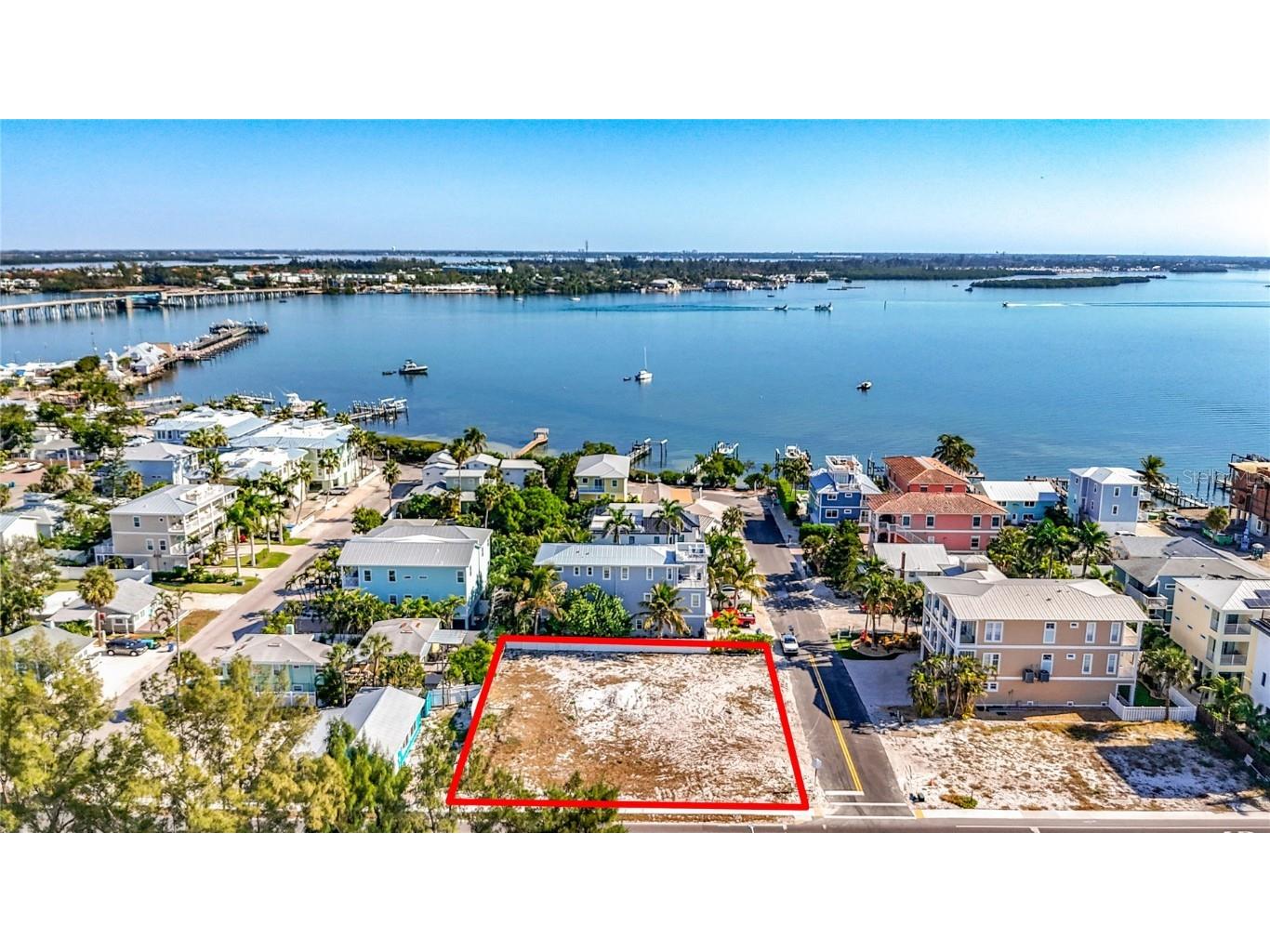 403 Gulf Drive S Bradenton Beach FL 34217 A4672306 image2