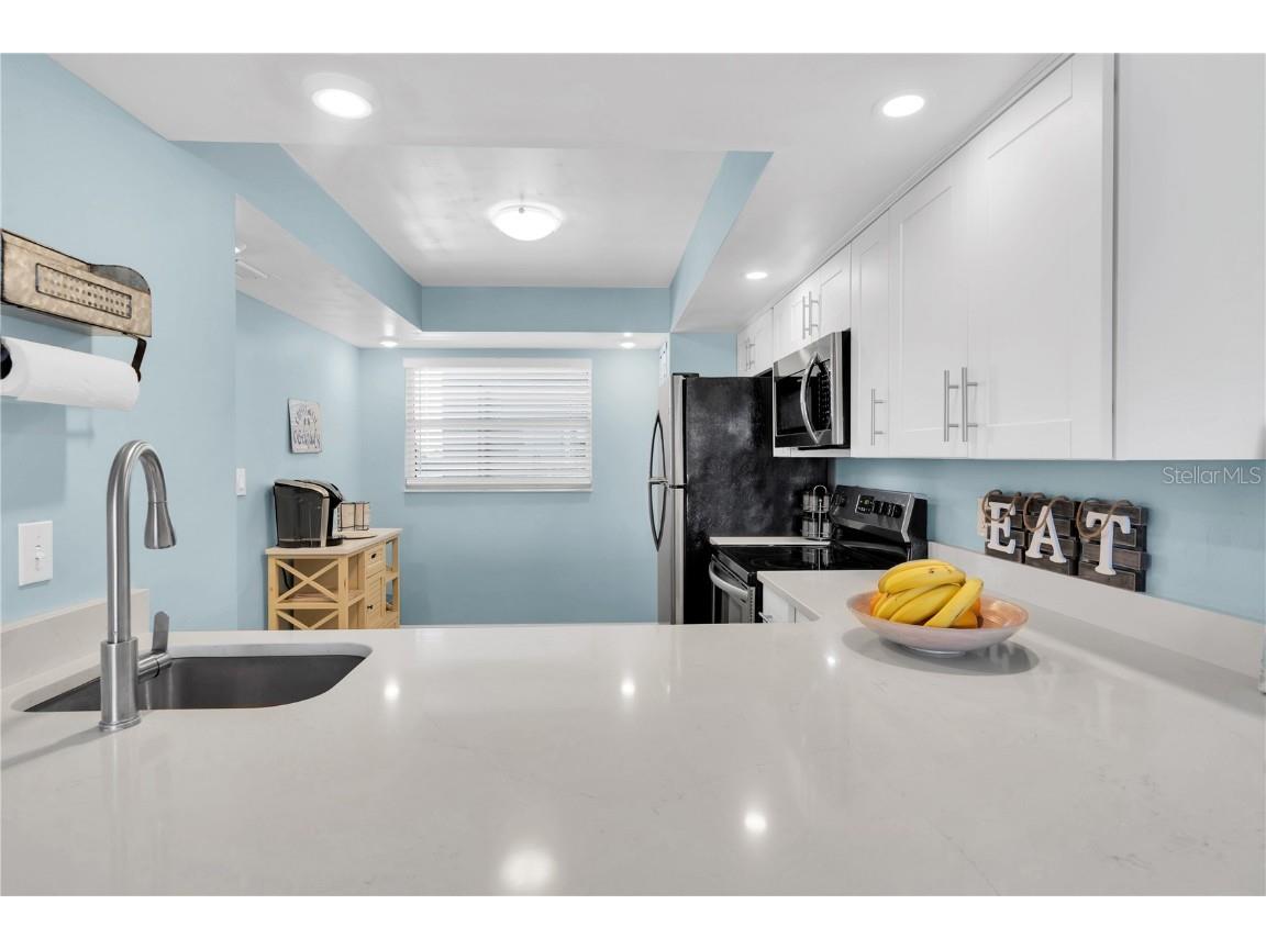 403 Gulf Way #302 Saint Pete Beach FL 33706 - GULF OF MEXICO U8251457 image6