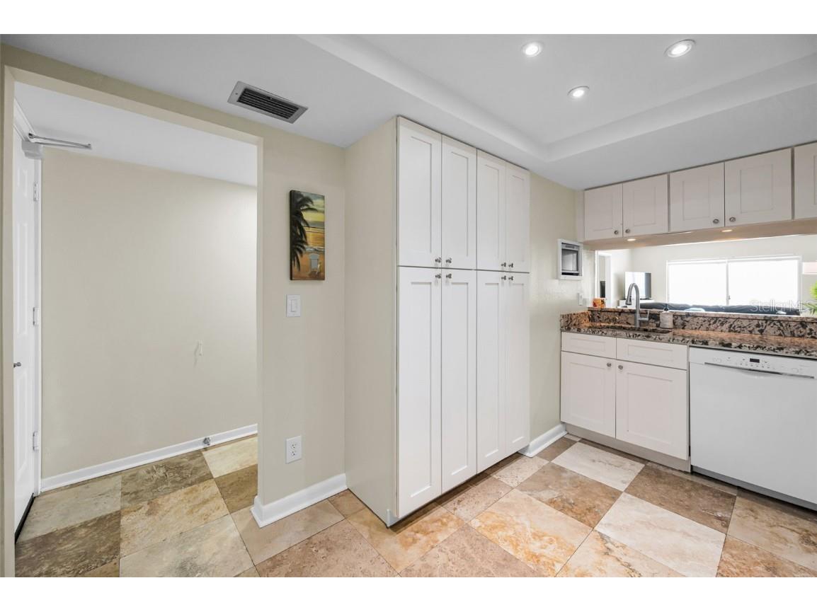 403 Gulf Way #403 Saint Pete Beach FL 33706 TB8414470 image39