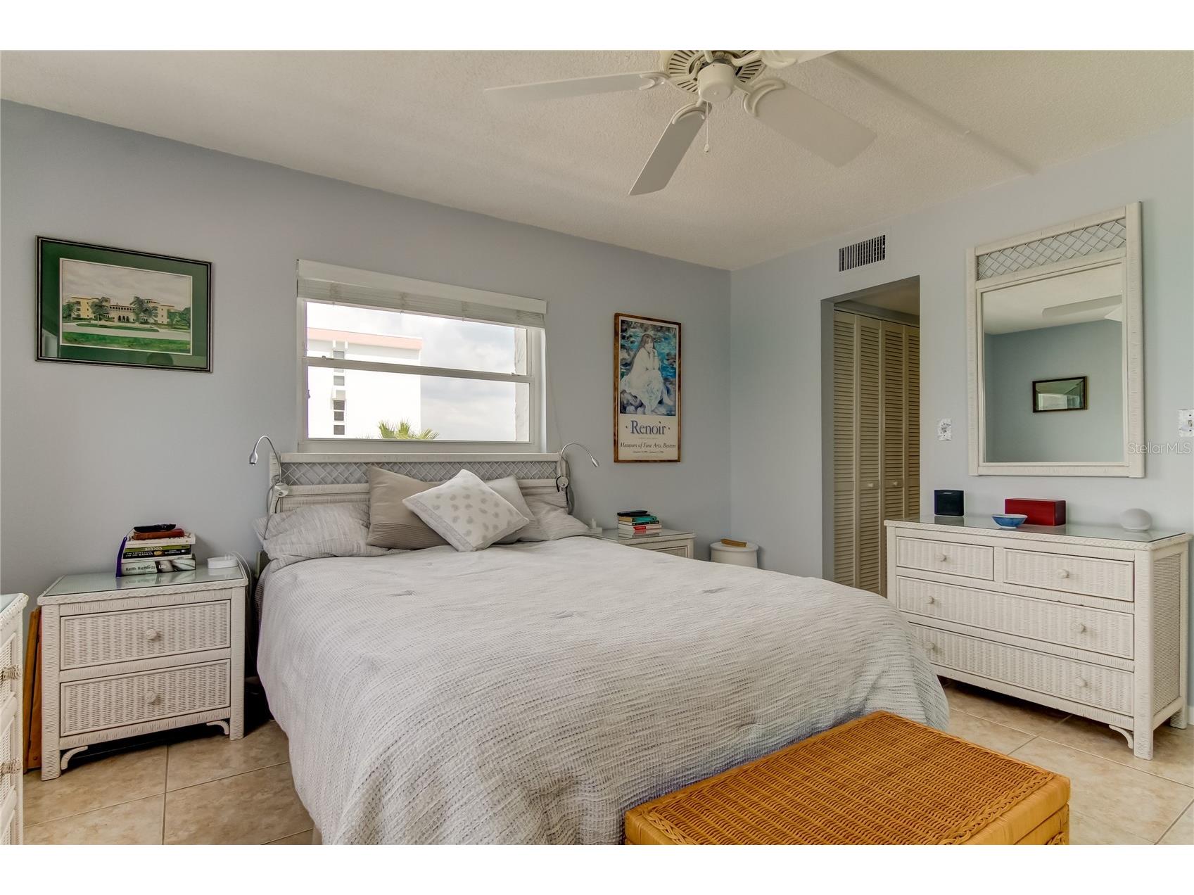 403 Gulf Way #504 Saint Pete Beach FL 33706 - GULF OF MEXICO BOCA CIEGA BAY U8232277 image16