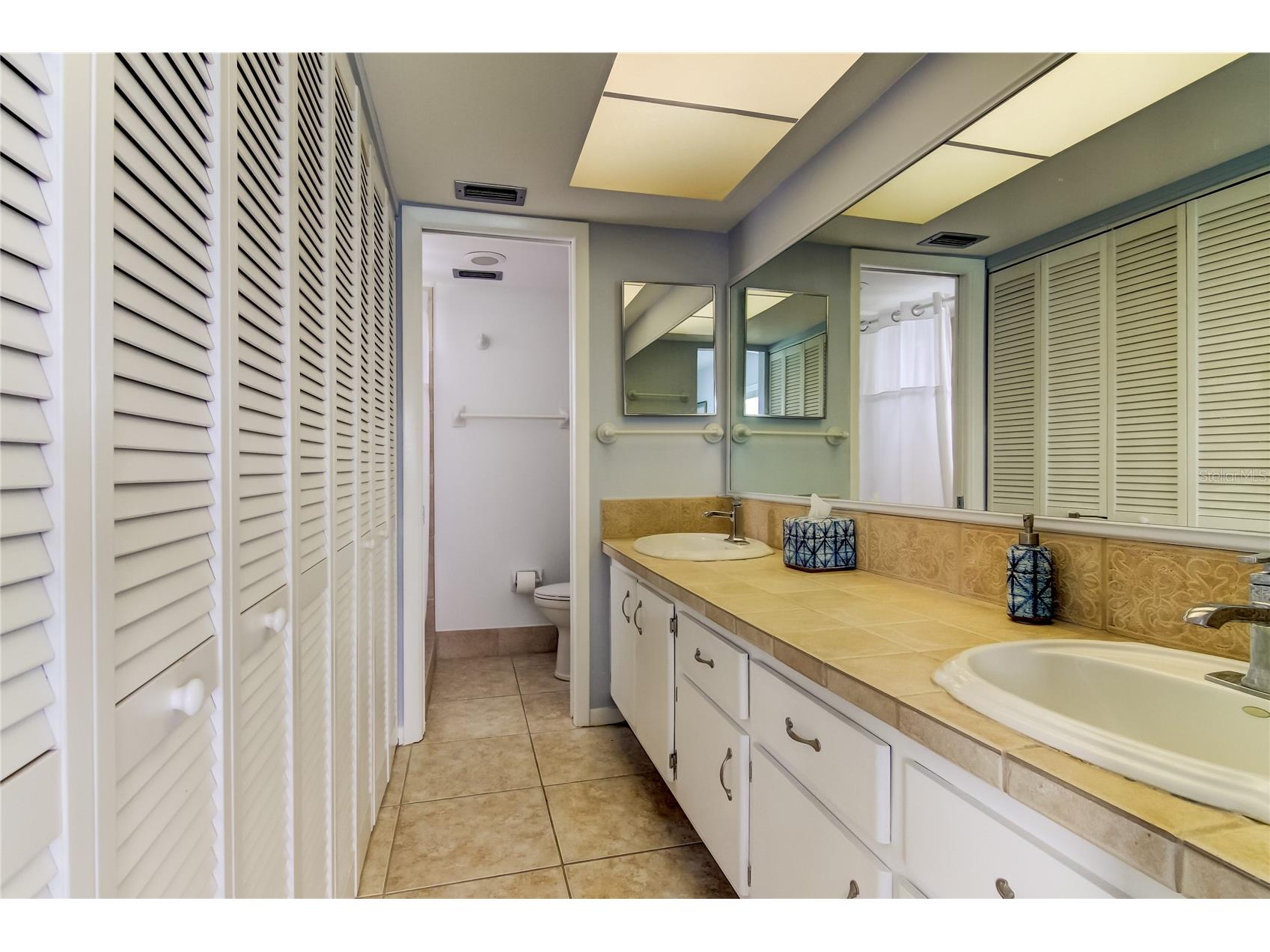 403 Gulf Way #504 Saint Pete Beach FL 33706 - GULF OF MEXICO BOCA CIEGA BAY U8232277 image18