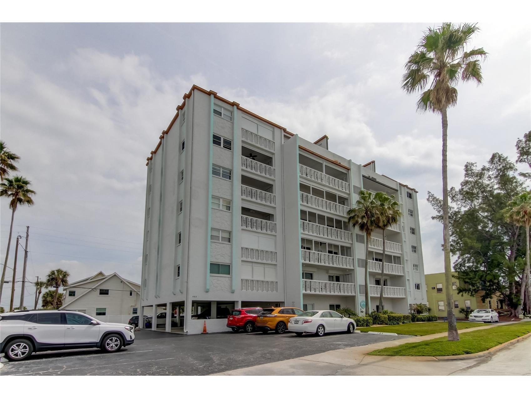 403 Gulf Way #504 Saint Pete Beach FL 33706 - GULF OF MEXICO BOCA CIEGA BAY U8232277 image2