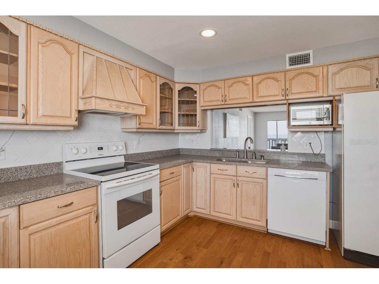403 Gulf Way #601 Saint Pete Beach FL 33706 - GULF TB8506342 image13