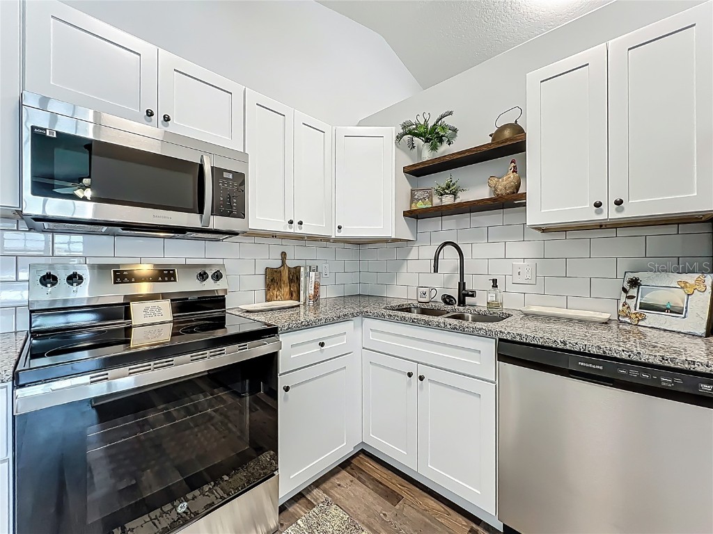 403 Hawkins Lane Eustis FL 32726 G5102125 image4