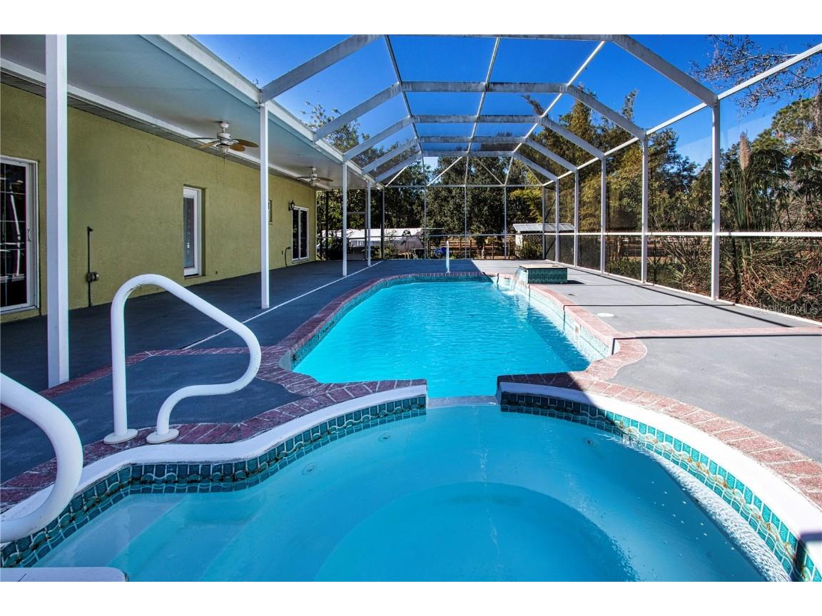 403 Indian Meadow Court Wimauma FL 33598 TB8452604 image2