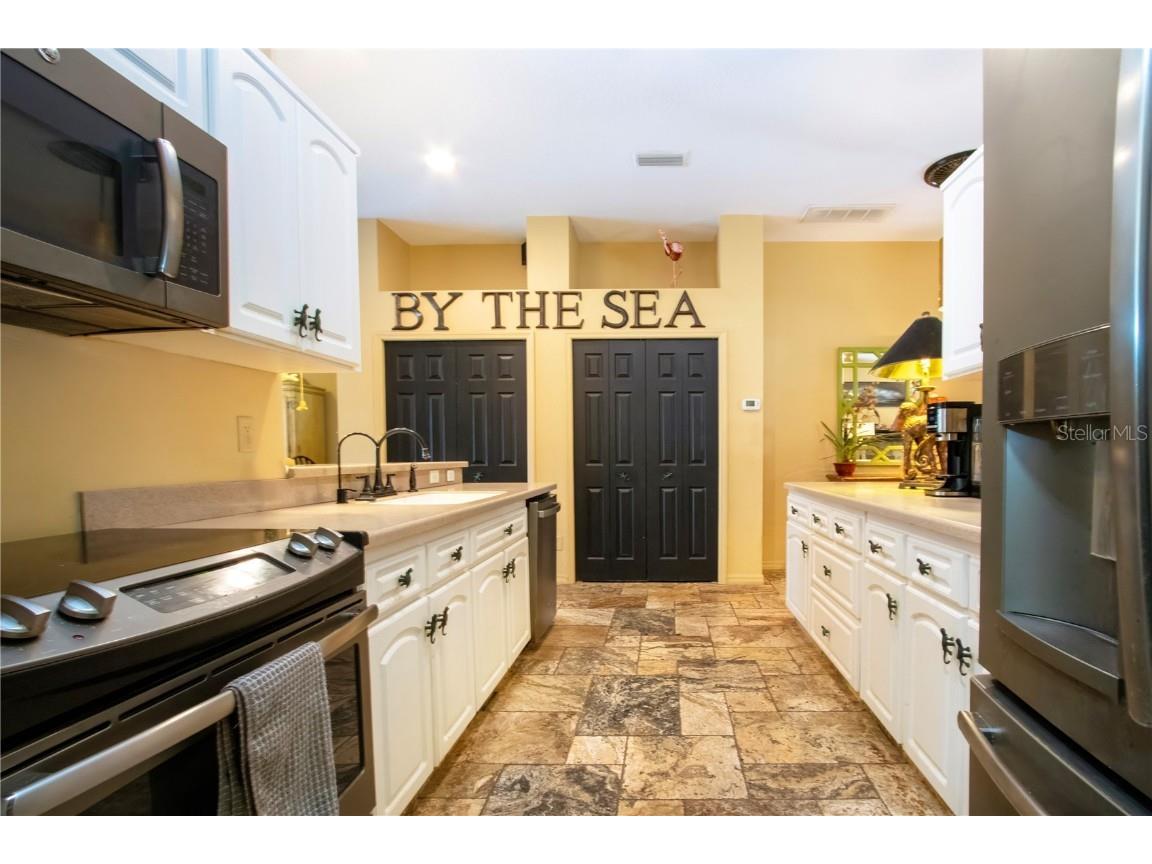 403 Indian Meadow Court Wimauma FL 33598 TB8452604 image28