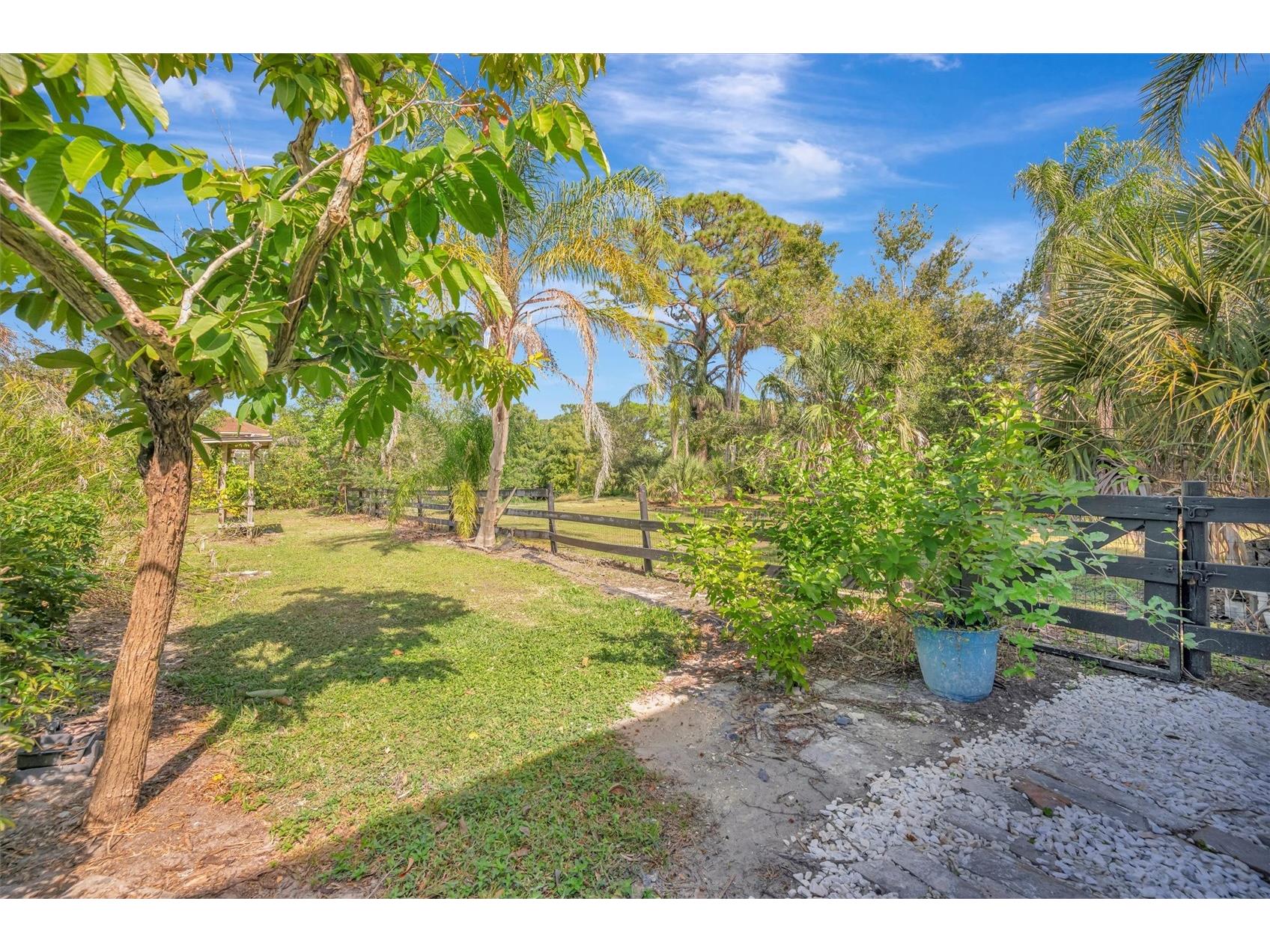 403 Longbow Trail Osprey FL 34229 A4672081 image62