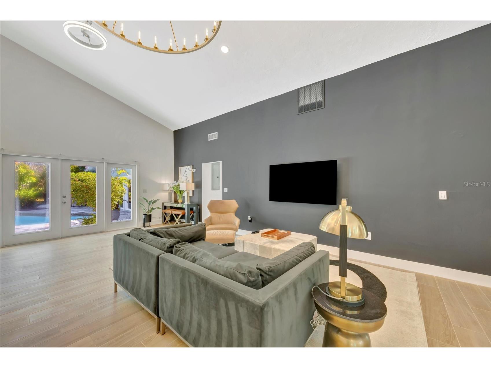 403 Longbow Trail Osprey FL 34229 A4672081 image9