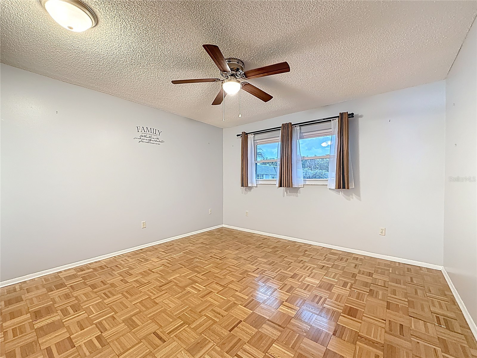 403 Mindy Drive Largo FL 33771 TB8491966 image25